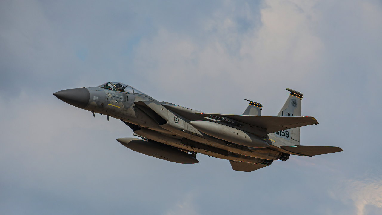 Boeing haalt contract binnen ter waarde van 131 miljard dollar voor productie en onderhoud van wereldwijde vloot F-15-gevechtsvliegtuigen