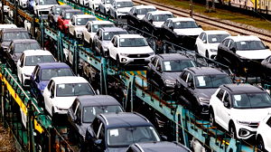 Volkswagen meldt 1,3 miljard euro verlies door tarieven, onzekerheid en problemen bij Porsche