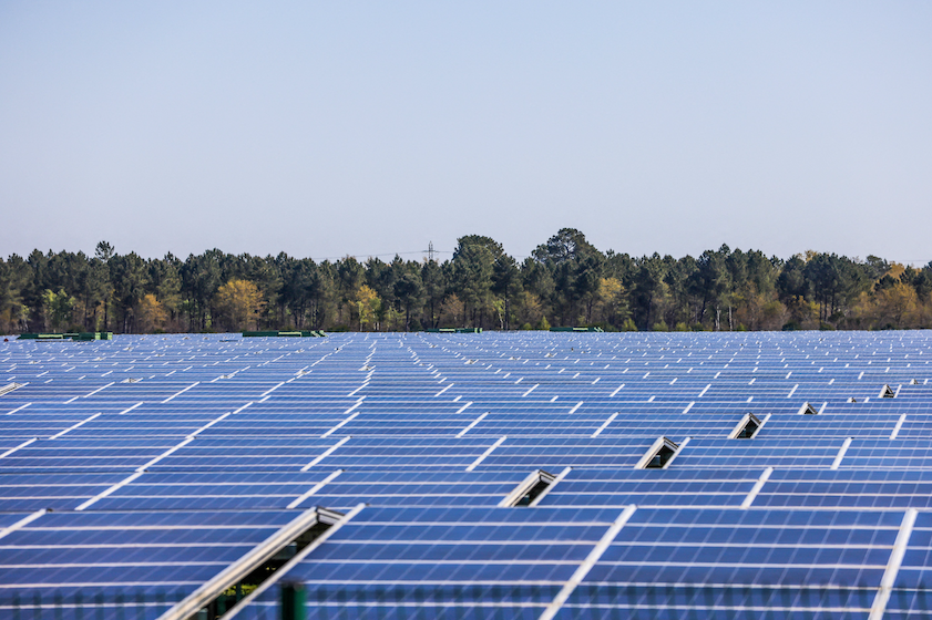 Zon En Wind Kunnen Aarde Honderd Keer Van Elektriciteit Voorzien ...