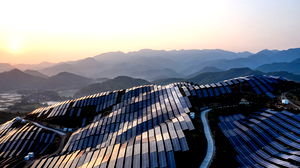 Crisis in Chinese zonne-energiesector: Peking grijpt in