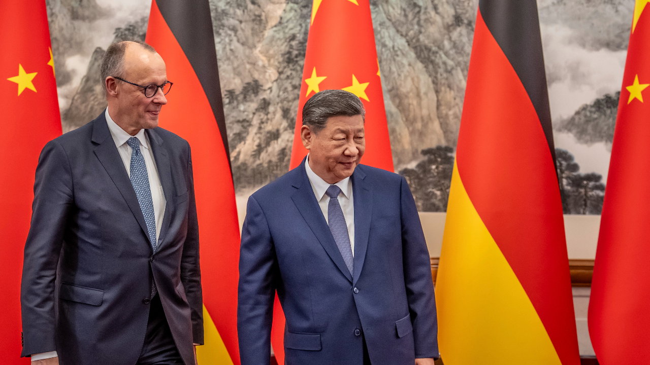 Duitsland zoekt de economische zwakke plekken van China om druk te kunnen uitoefenen