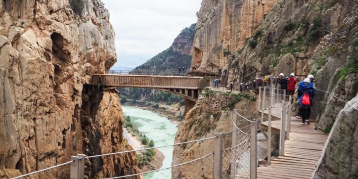 Caminito del Rey hike bridge clif