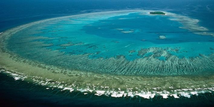 1great barrier reef australia snorkeling island ocean