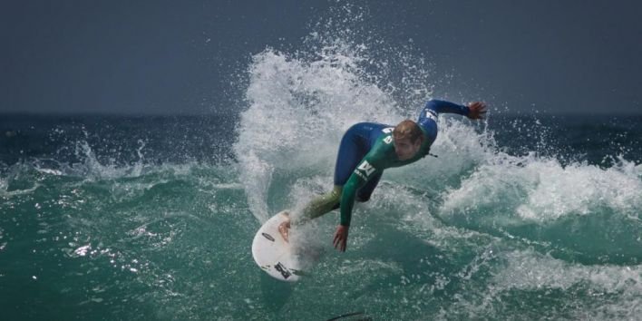 surfer shark attack surfboard