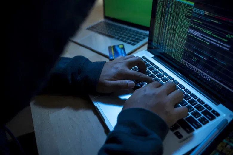 Autorité financière met en garde contre nouvelle vague de plateformes de trading frauduleuses