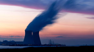 Trump dringt aan op verviervoudiging van kernenergie tegen 2050