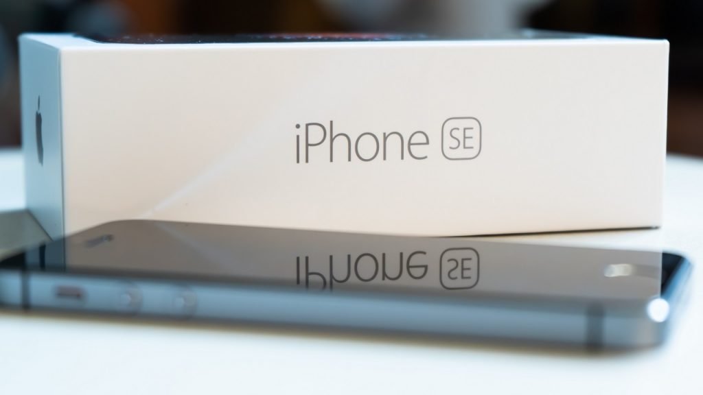 iPhone SE doos