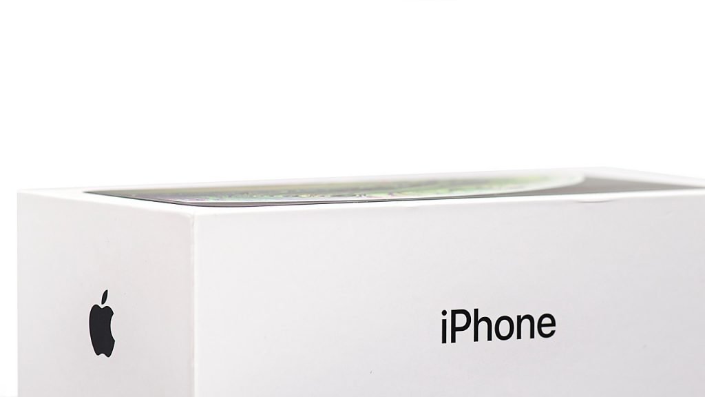 iPhone box