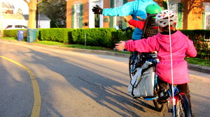 WHO lanceert toolkit om veiliger te kunnen fietsen en wandelen in straten