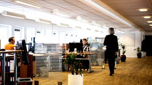 Société Générale snoeit fors in thuiswerkbeleid