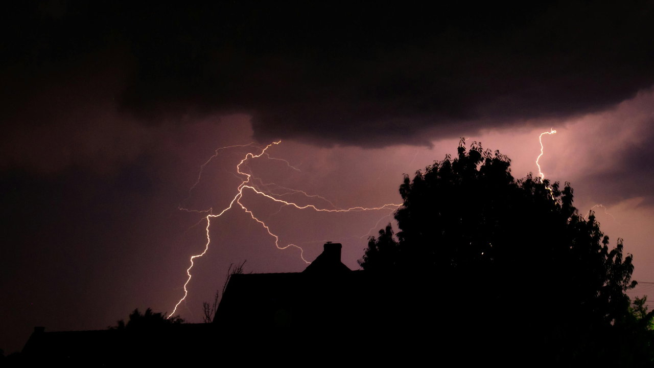 Onweer raast door België: Kunnen we vannacht nog meer verwachten?