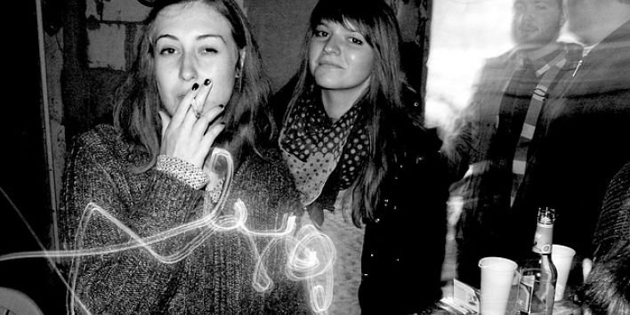 smoke girls women