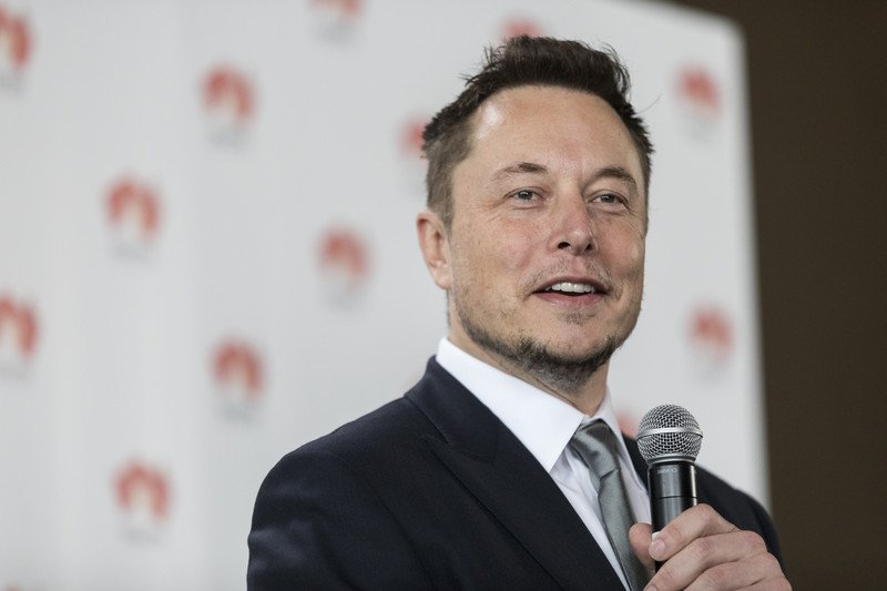 Tesla-oprichter Elon Musk op een persconferentie.